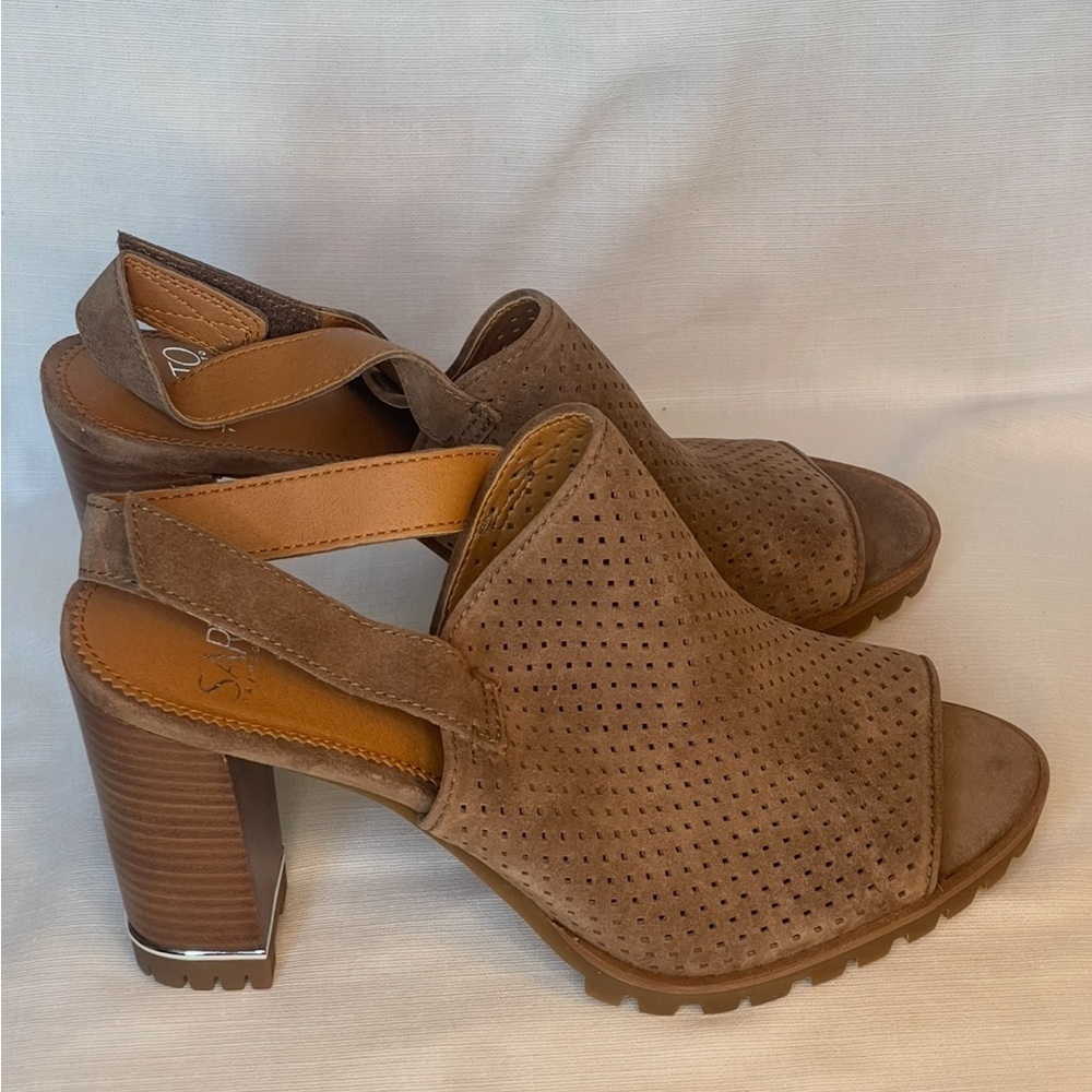 Franco Sarto Analise Brown Suede Heeled Sandal Size 8 Medium